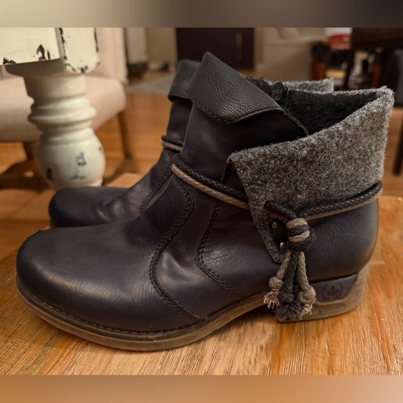 Rieker Gray Navy Black Fall Moto Autumn Ankle Boots Wrap around Detail - Picture 1 of 7